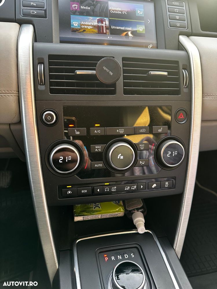 Land Rover Discovery Sport - 2