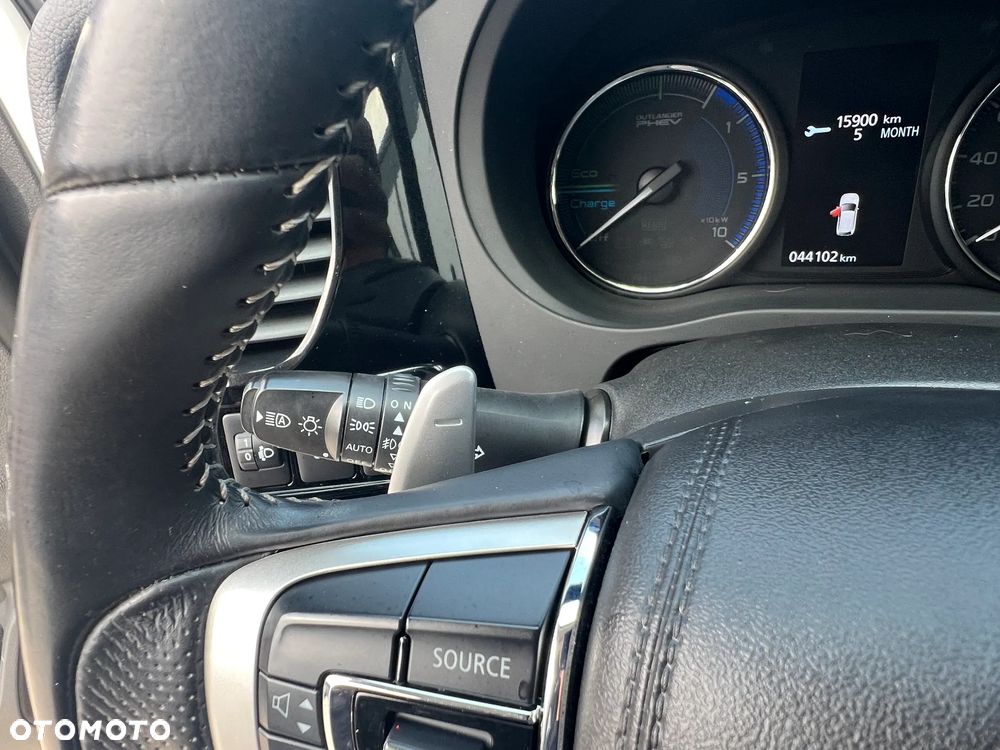 Mitsubishi Outlander 2.4 4WD - 19