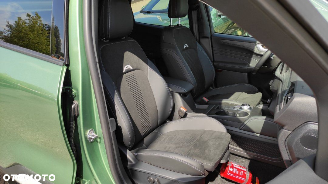 Ford Kuga - 13