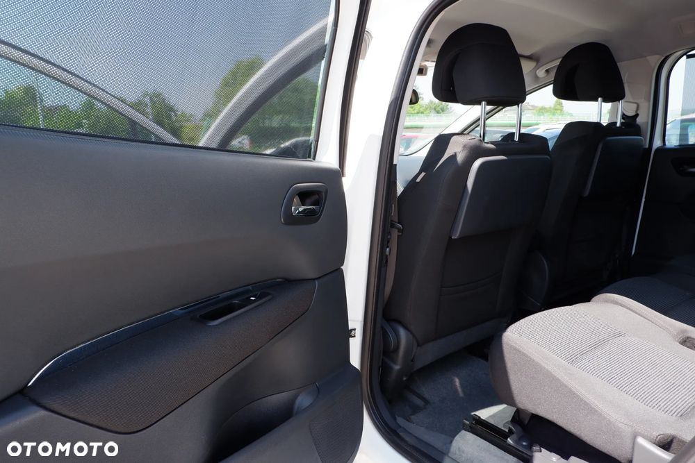 Peugeot 5008 HDI FAP 110 EGS6 Premium - 29