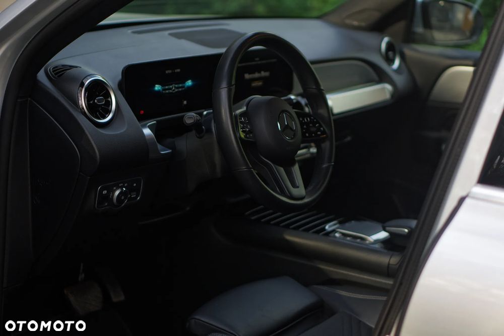 Mercedes-Benz GLB 200 7G-DCT Style - 9
