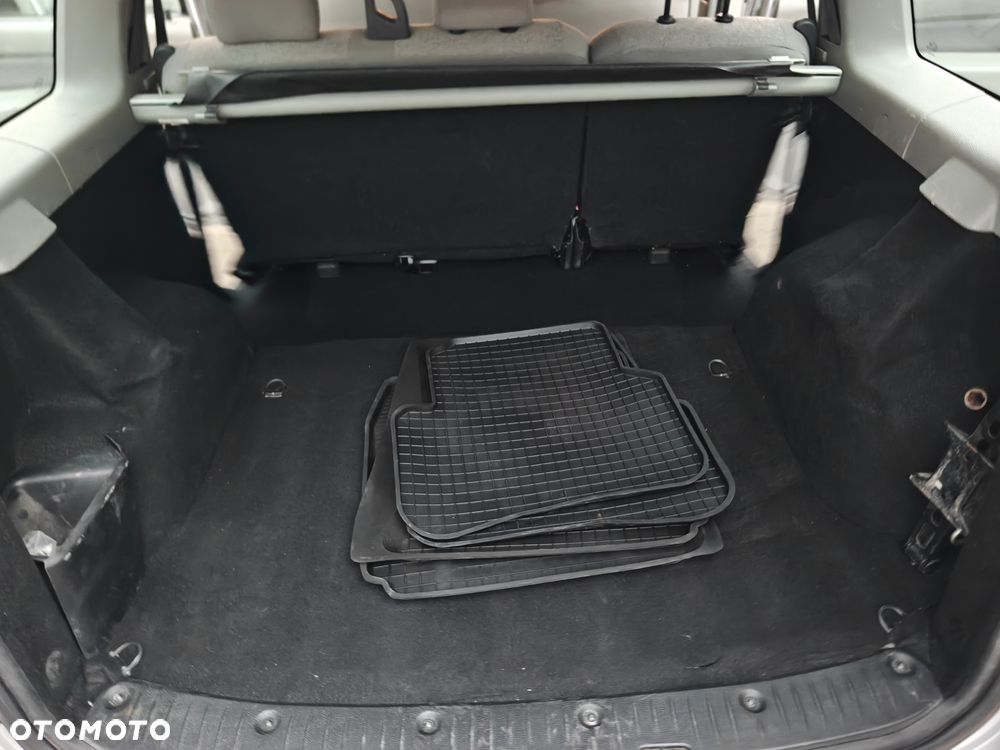 Dacia Logan 1.4 Ambiance - 19