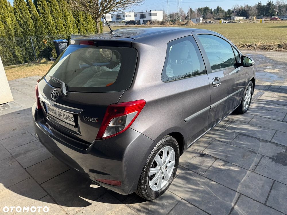 Toyota Yaris 1.0 VVT-i Life - 26
