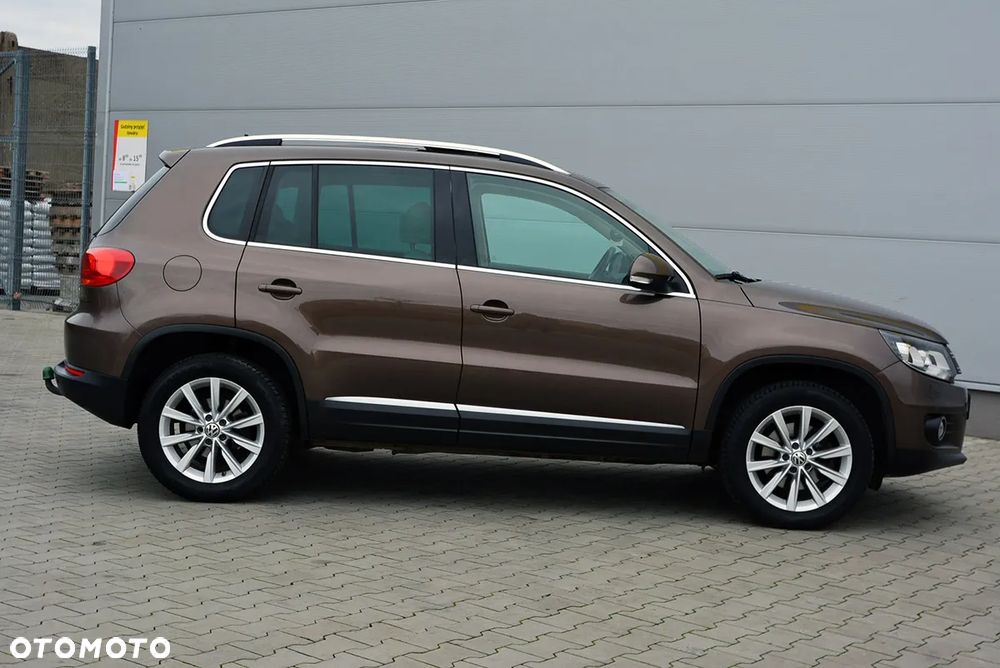 Volkswagen Tiguan 2.0 TDI DPF BlueMotion Technology Exclusive - 6