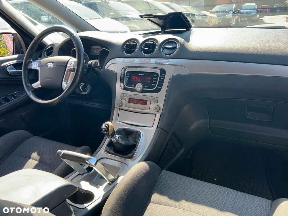 Ford S-Max 2.0 TDCi DPF Trend - 15