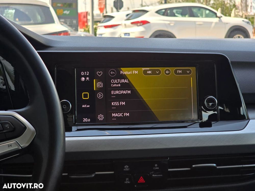 Volkswagen Golf - 26