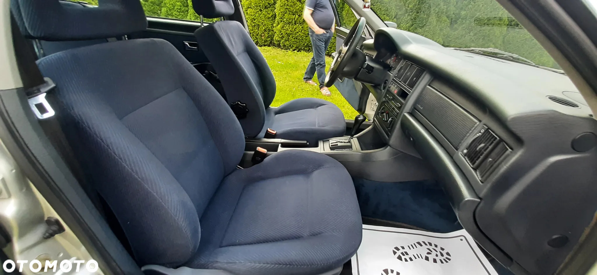 Audi 80 2.0 E - 30