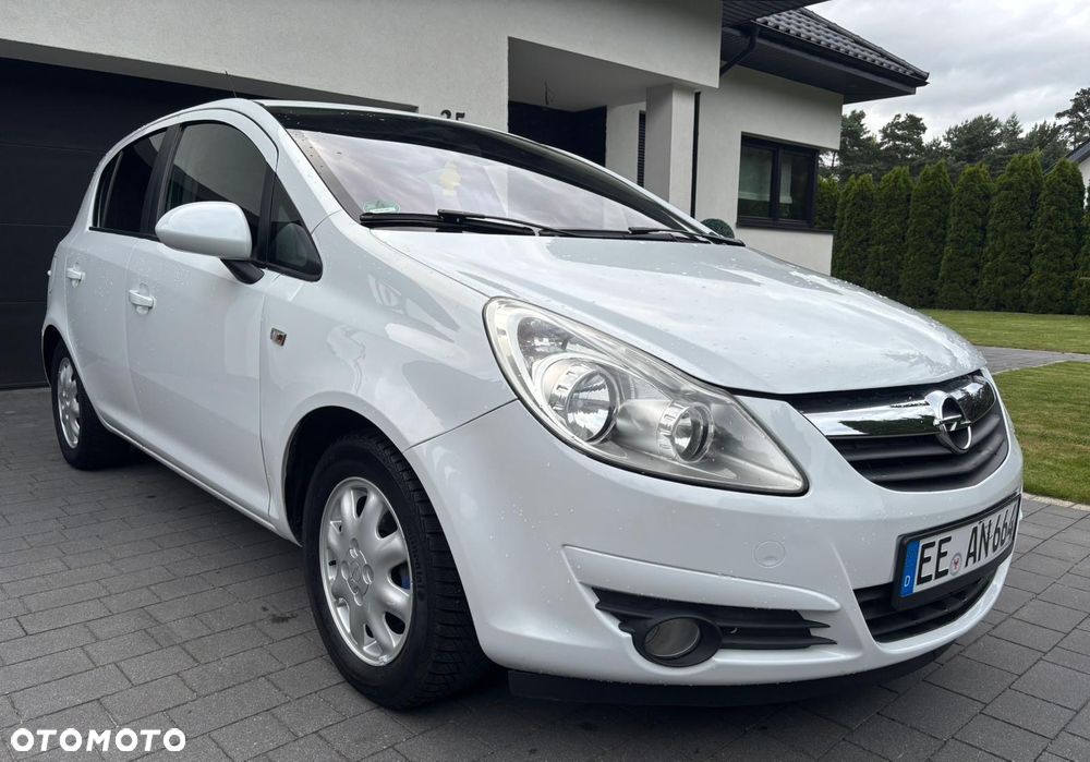 Opel Corsa 1.4 16V Sport - 1