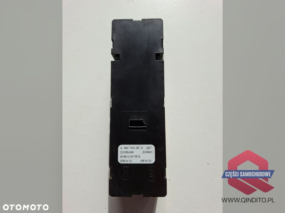 PANEL STEROWANIA PRZEŁACZNIK SZYB DRZWI MERCEDES A - 3
