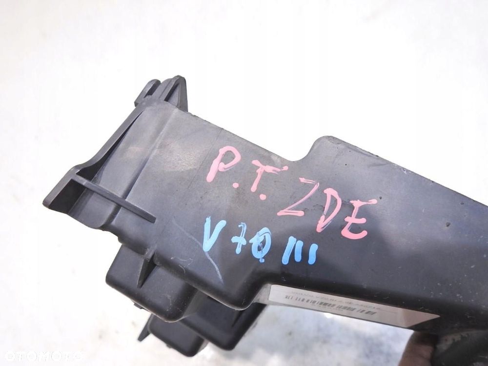 ŚLIZG ZDERZAKA PRAWY TYŁ VOLVO V70 III 30678651 - 2