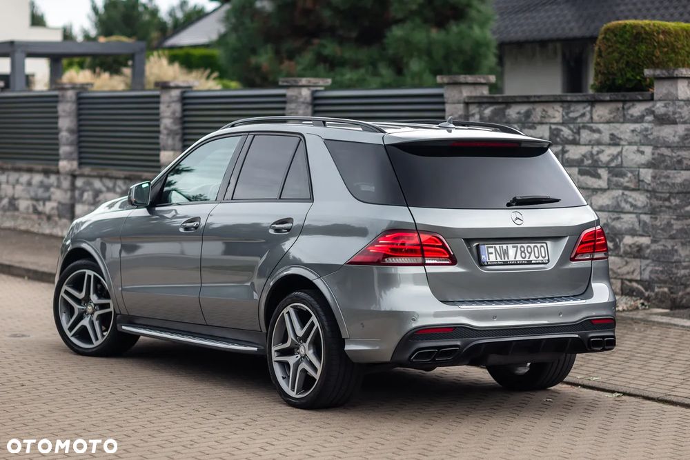 Mercedes-Benz GLE - 17