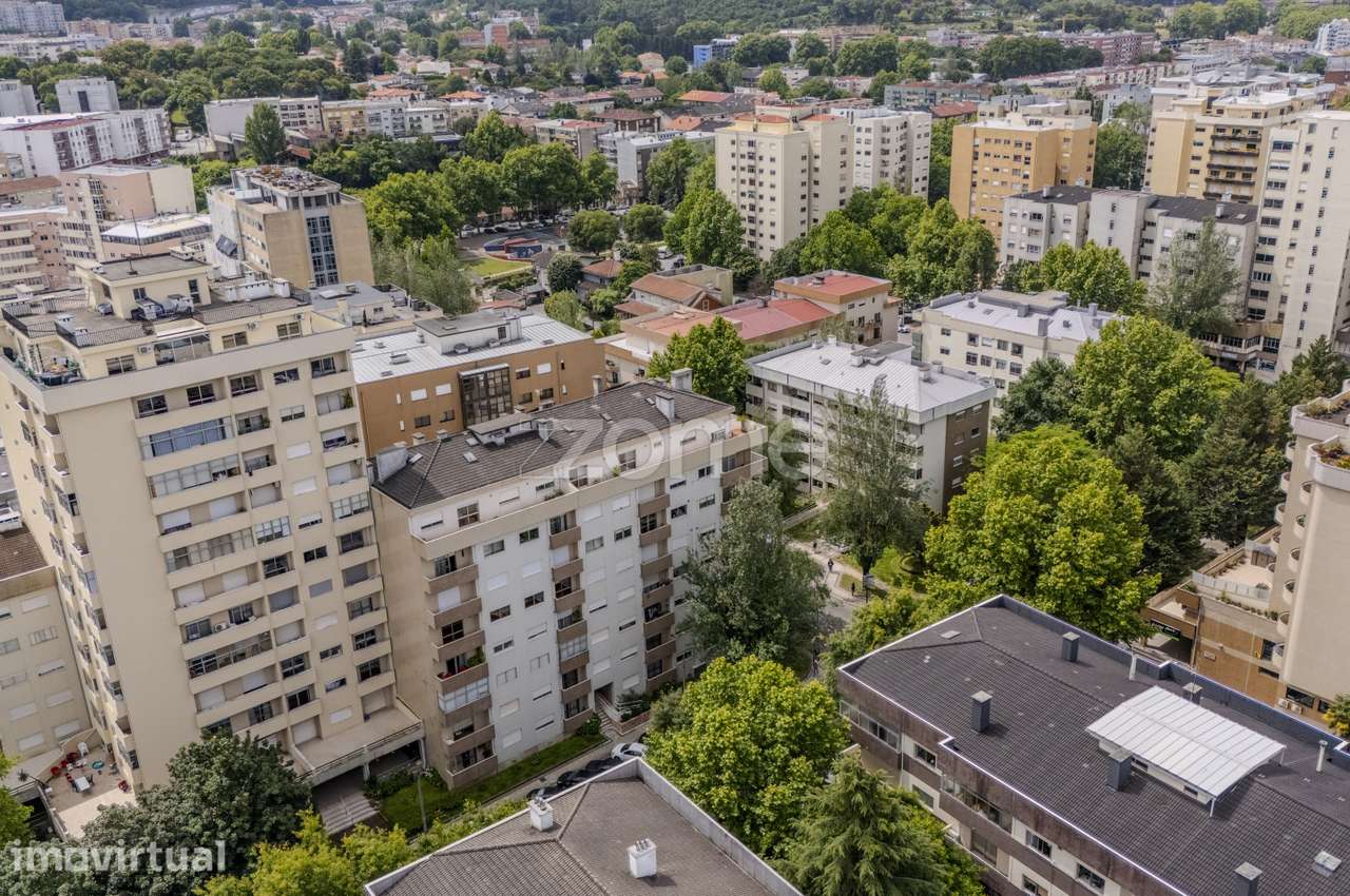 Apartamento T3 em São Victor com Garagem Fechada - Grande imagem: 5/31