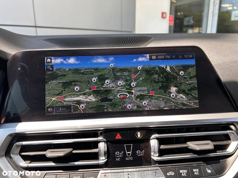 BMW Seria 3 320d xDrive MHEV M Sport sport - 35