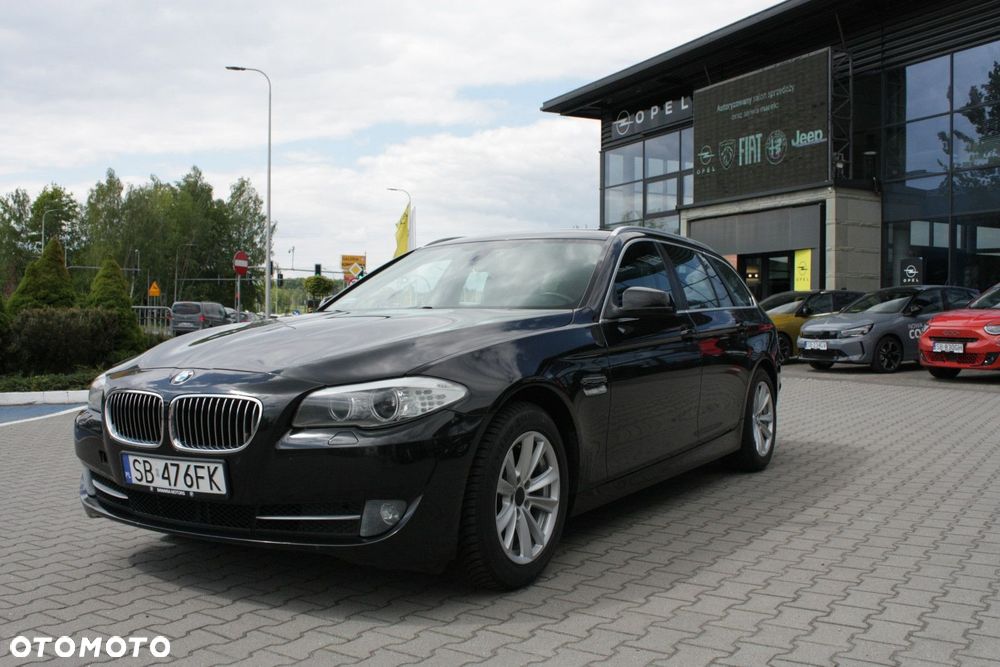 BMW Seria 5 520d - 13
