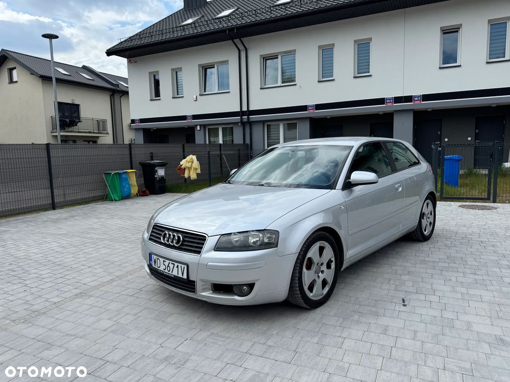 Audi A3 3-drzwiowe 1.6 Attraction - 3