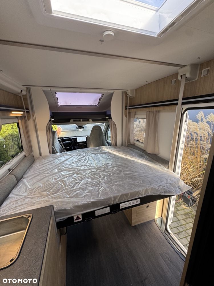 Ford Chausson 720 First Line - 12