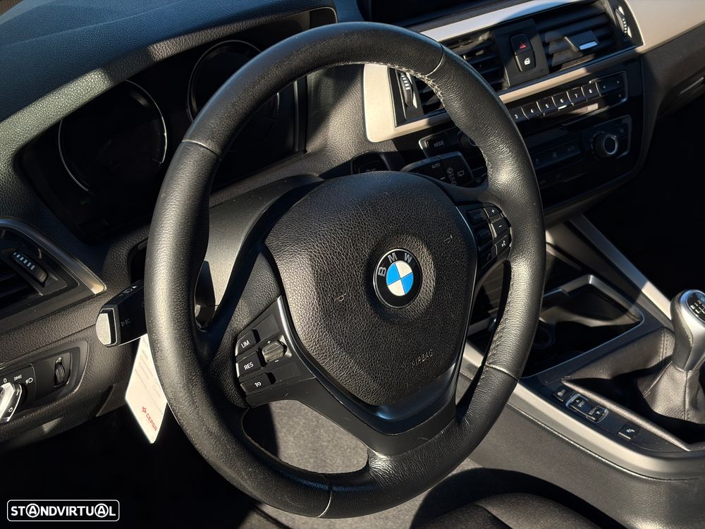 BMW 120 d Urban Line - 24