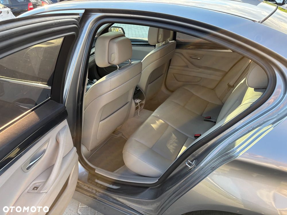 BMW Seria 5 - 13