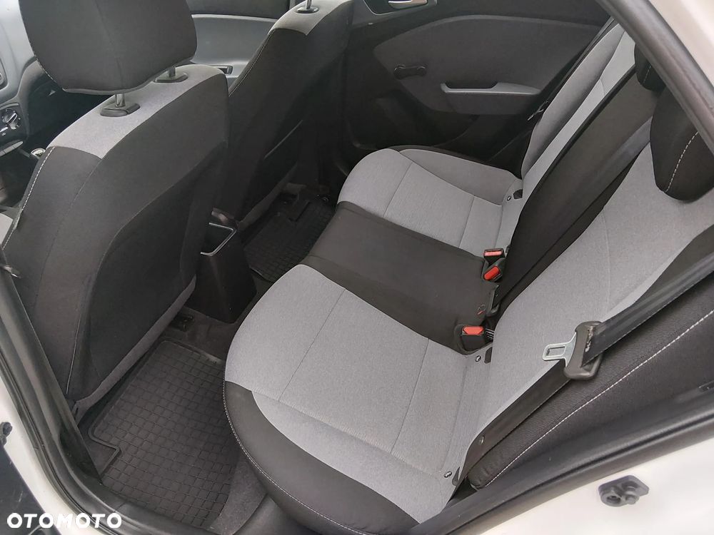 Hyundai i20 1.2 Pure - 10