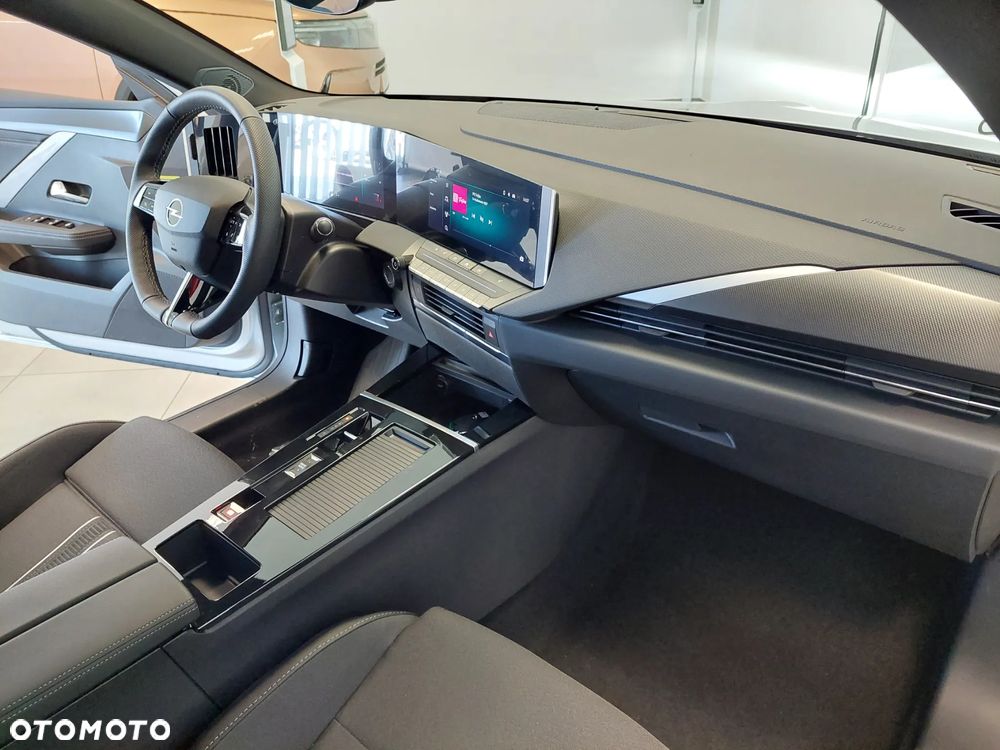 Opel Astra 1.2 T mHEV GS S&S eDTC - 22
