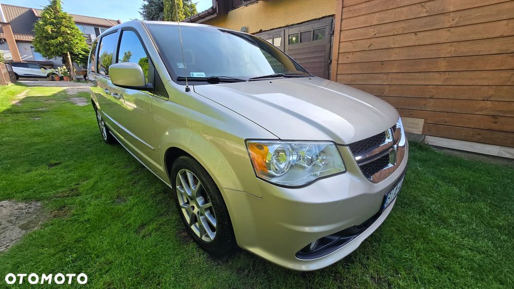 Dodge Grand Caravan 3.6 R/T - 14