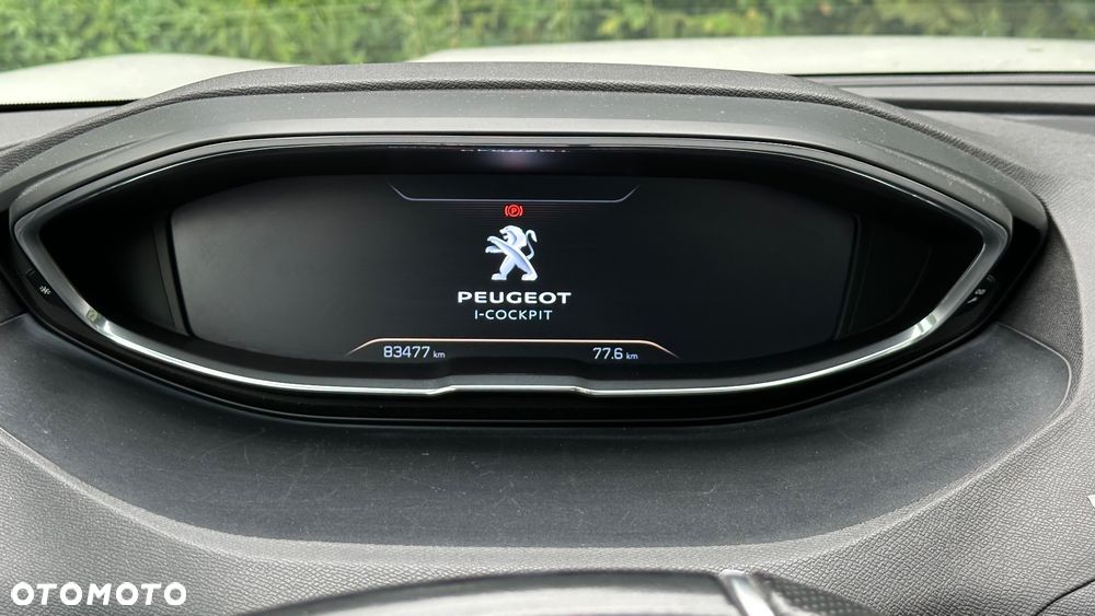 Peugeot 3008 1.5 BlueHDi Allure S&S EAT8 - 32