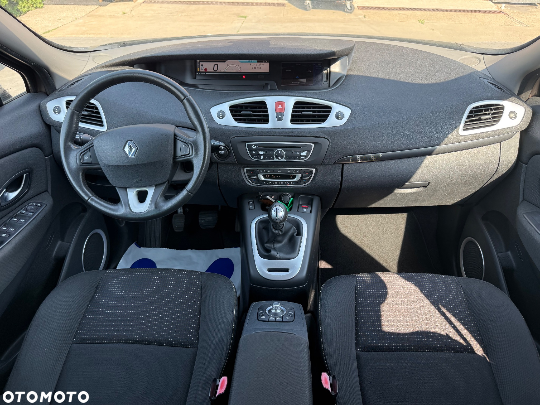 Renault Grand Scenic Gr 1.4 16V TCE TomTom Edition - 21