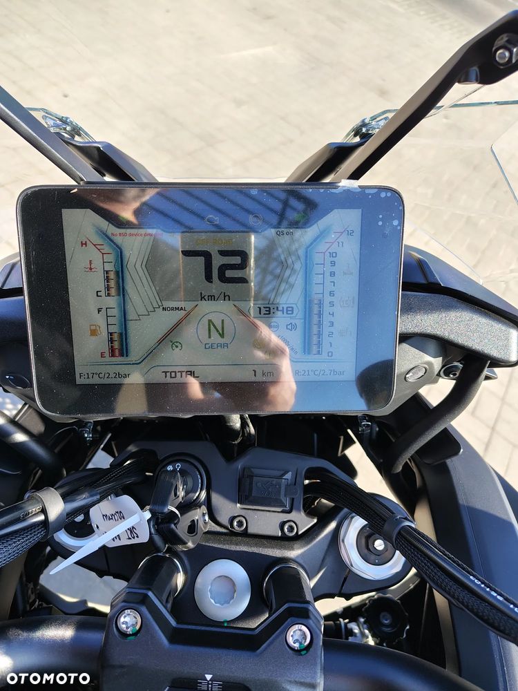 QJMOTOR SRT900S - 21