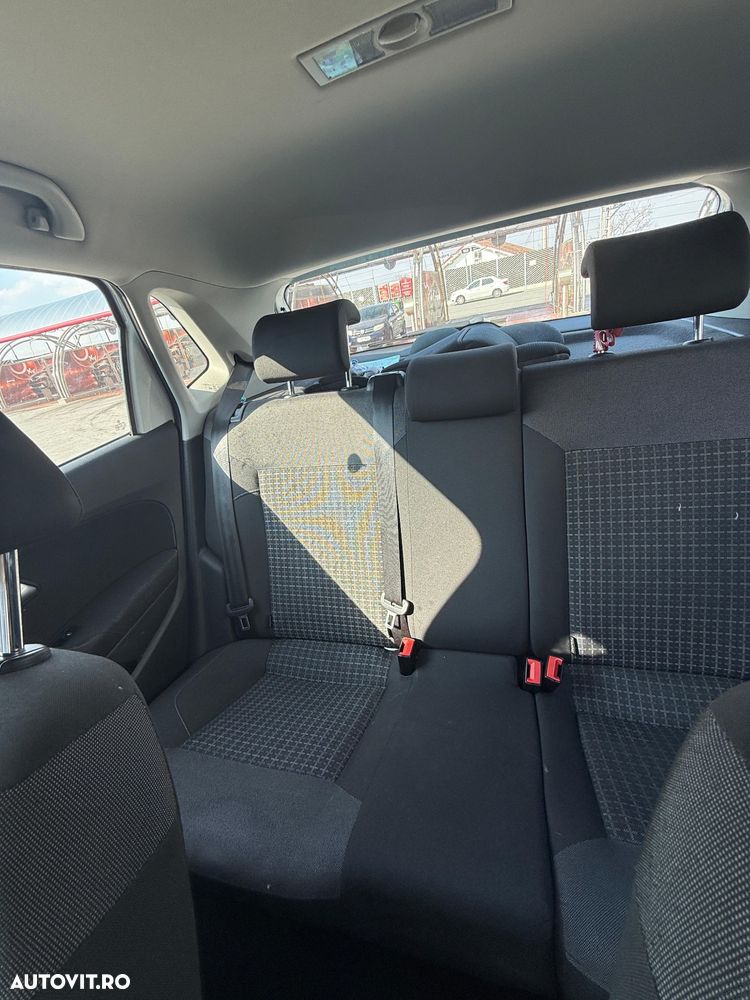 Volkswagen Polo 1.2 TSI BMT Highline - 9