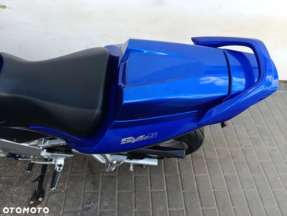Suzuki SV - 17