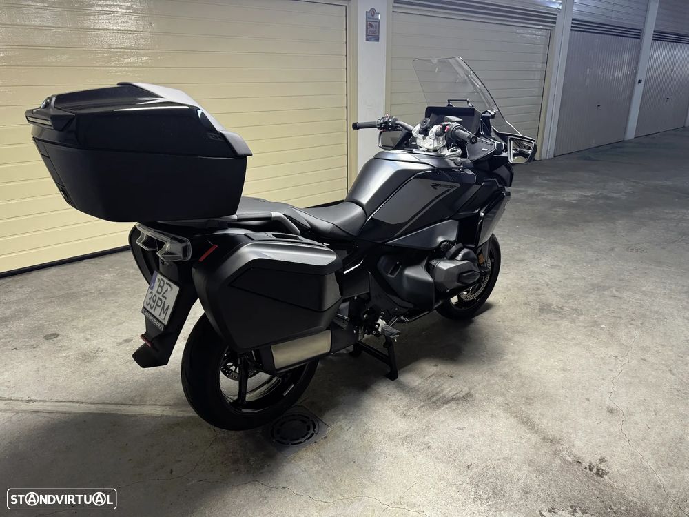 BMW R 1300 RT Triple Black - 3