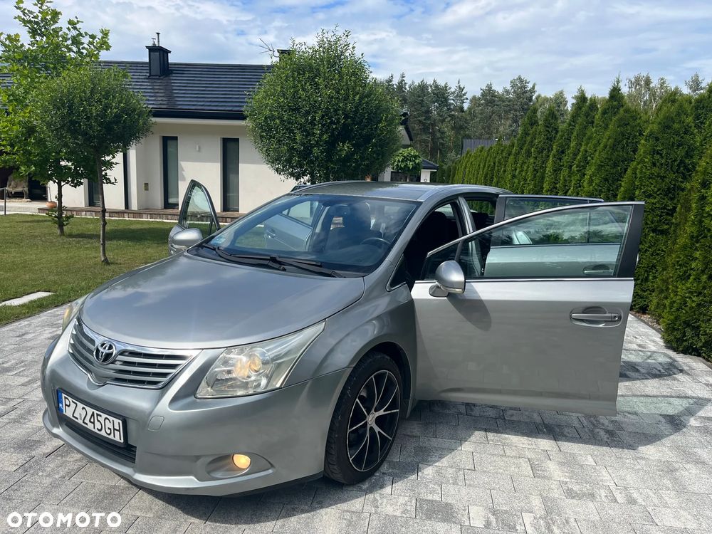 Toyota Avensis 2.0 D-4D Sol+NAVI - 3