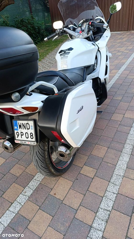 Yamaha FJR - 9