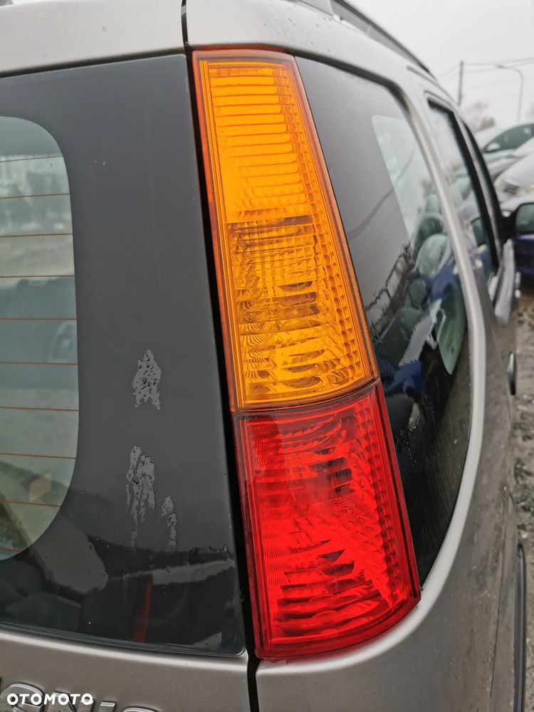 Lampy tył przód Suzuki Ignis 4x4 2004r - 1