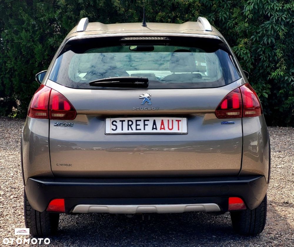 Peugeot 2008 - 18