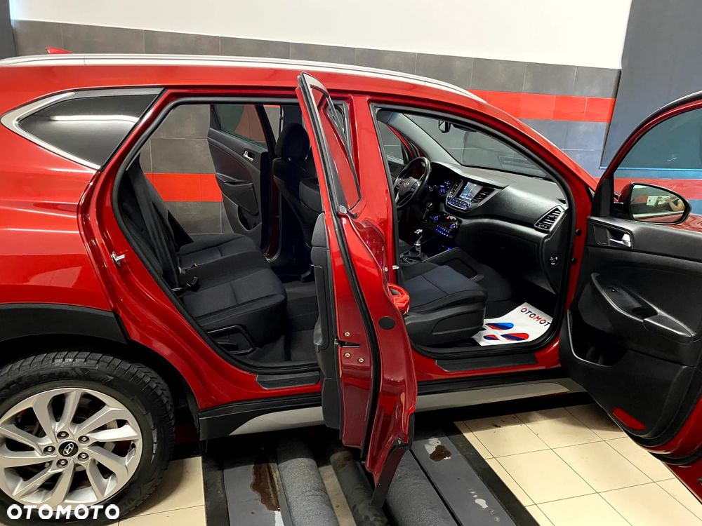 Hyundai Tucson blue 1.7 CRDi 2WD Advantage - 23