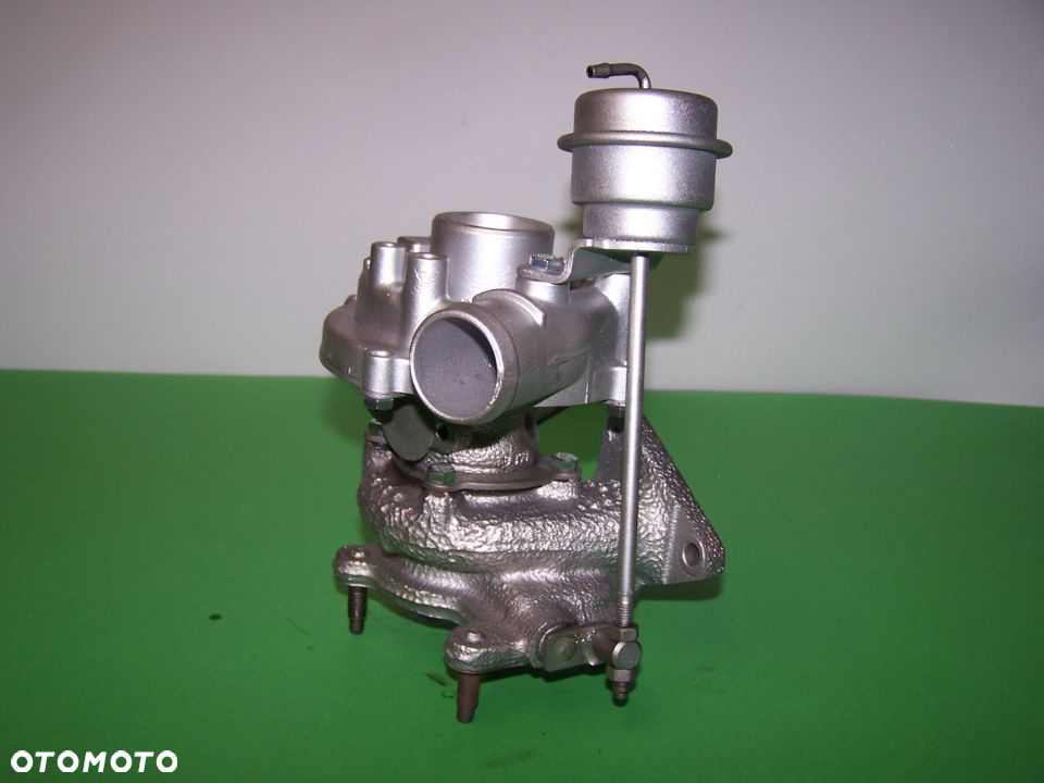 Turbosprężarka Bora Golf IV Octavia A3 1,9 90 km Turbina - 2