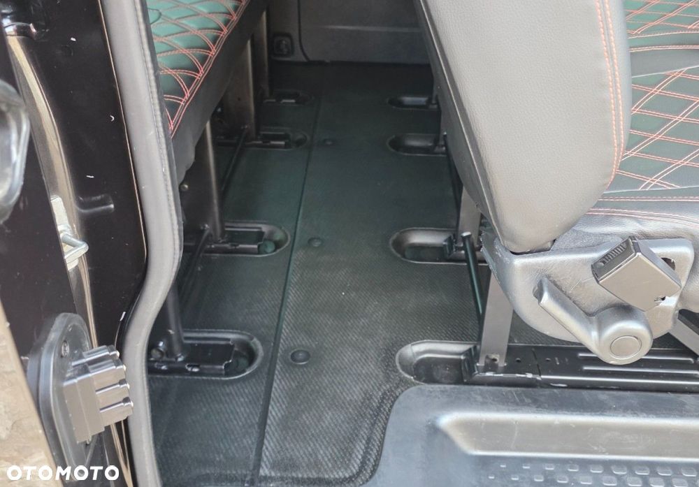 Renault Trafic - 32