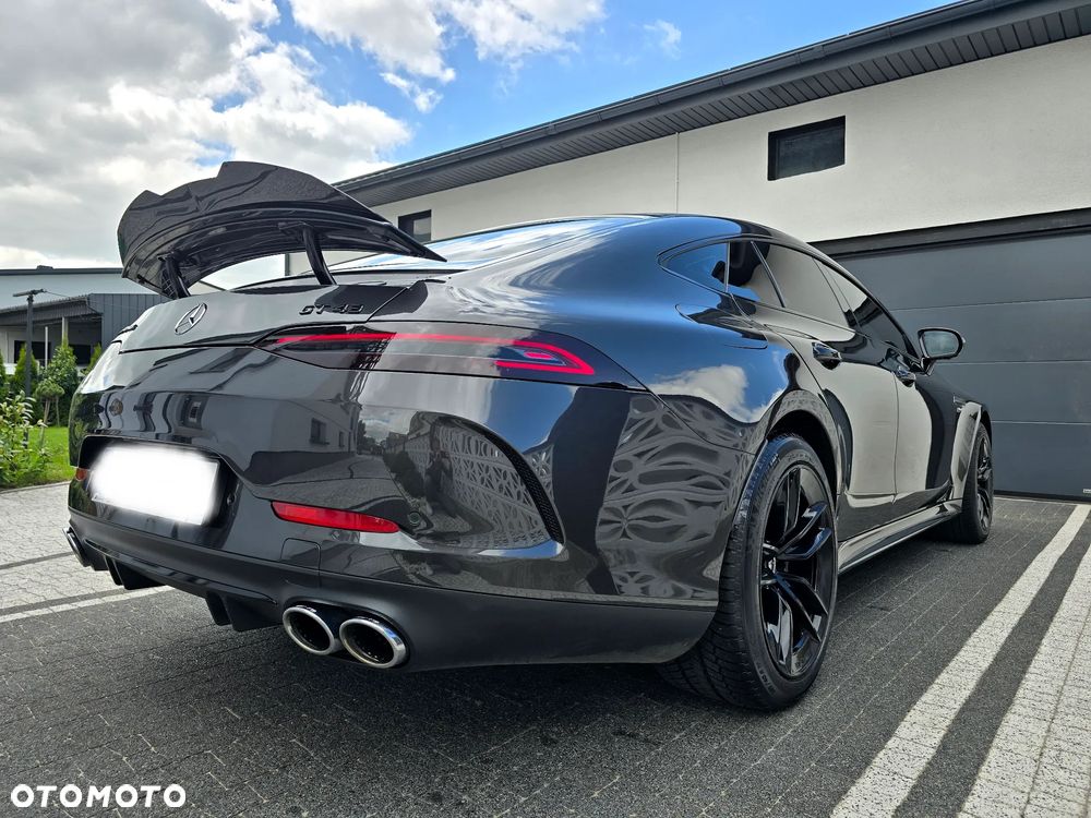 Mercedes-Benz AMG GT 43 4-Matic+ - 31