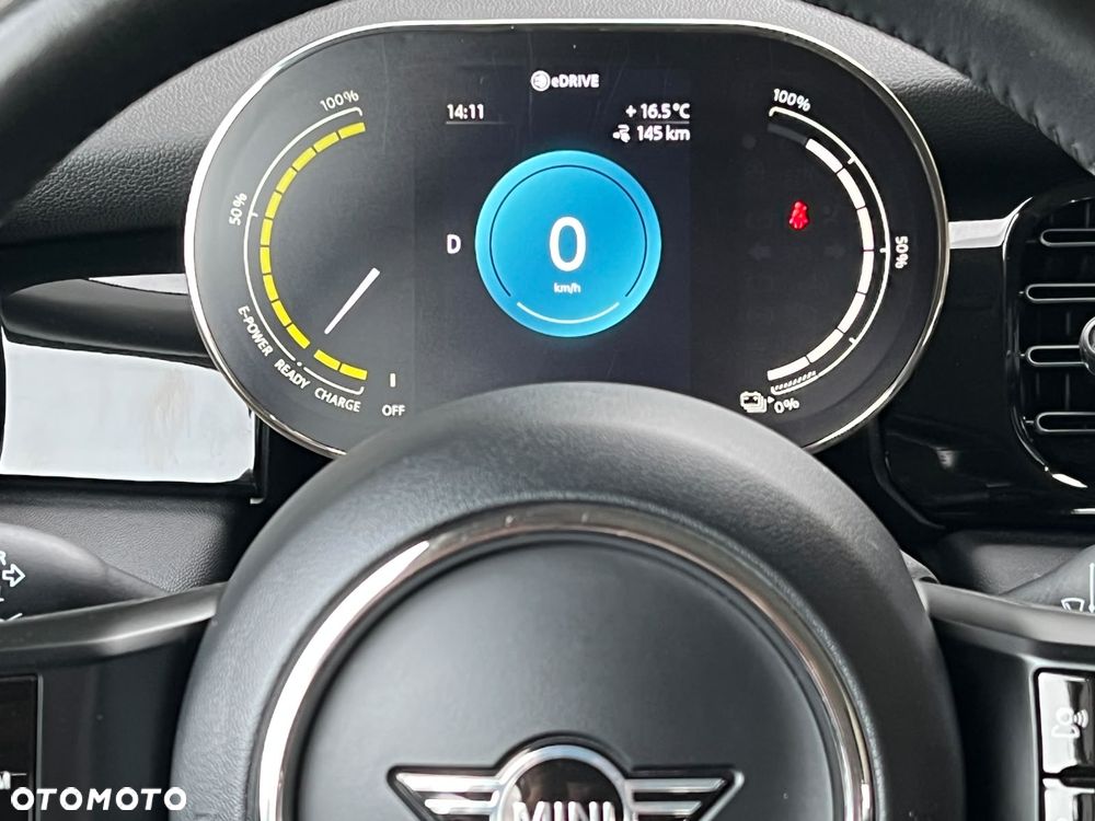 MINI Cooper SE Classic Trim - 20
