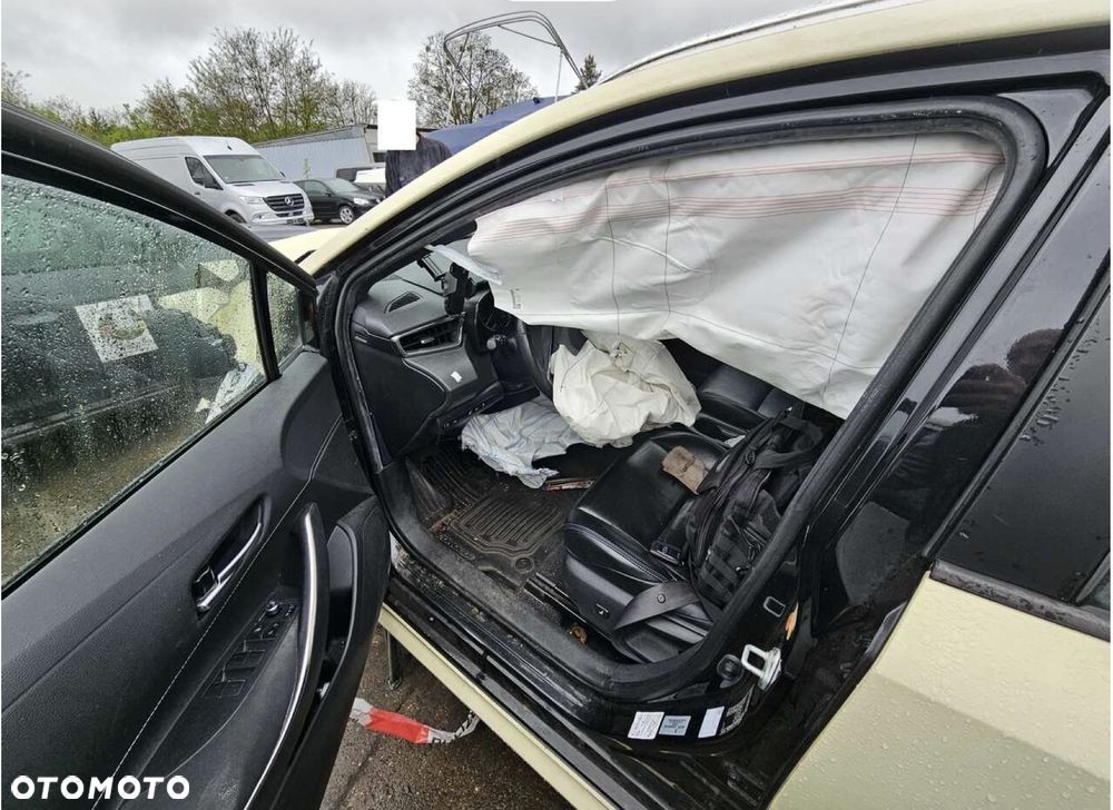 Toyota Corolla 2.0 Hybrid Executive - 5
