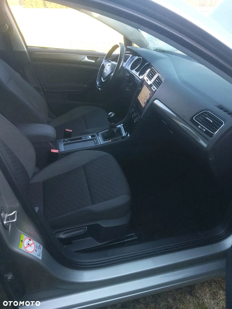 Volkswagen Golf 1.6 TDI BMT Comfortline - 12