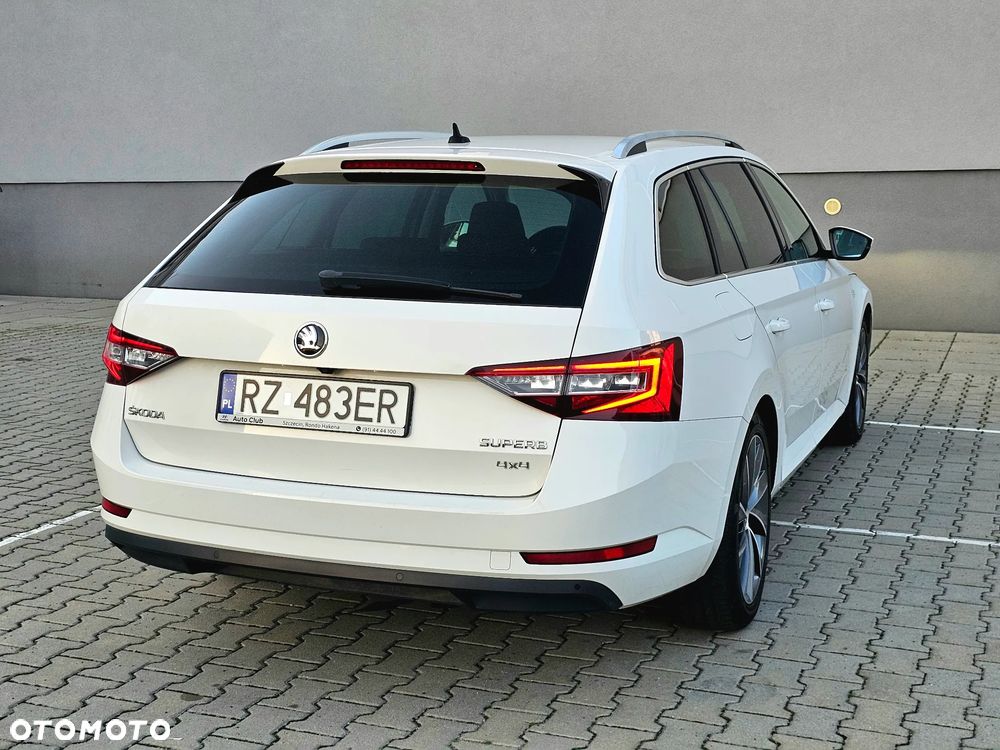 Skoda Superb 2.0 TDI 4x4 DSG L&K - 4