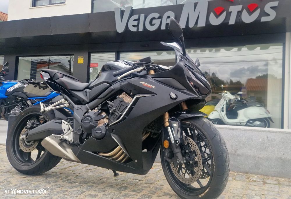 Honda CBR - 4