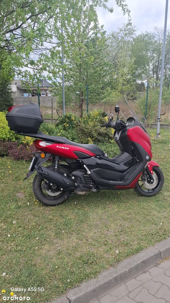 Yamaha NMAX - 11