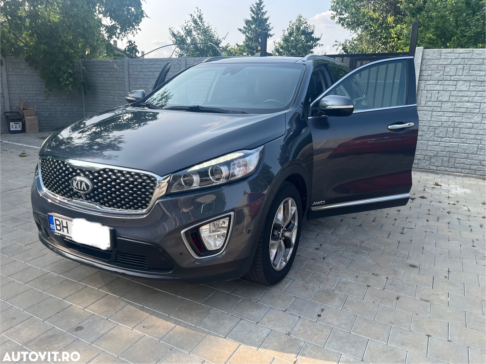 Kia Sorento - 1