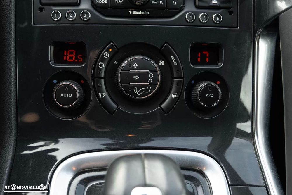 Peugeot 3008 2.0 HDi Hybrid4 - 25