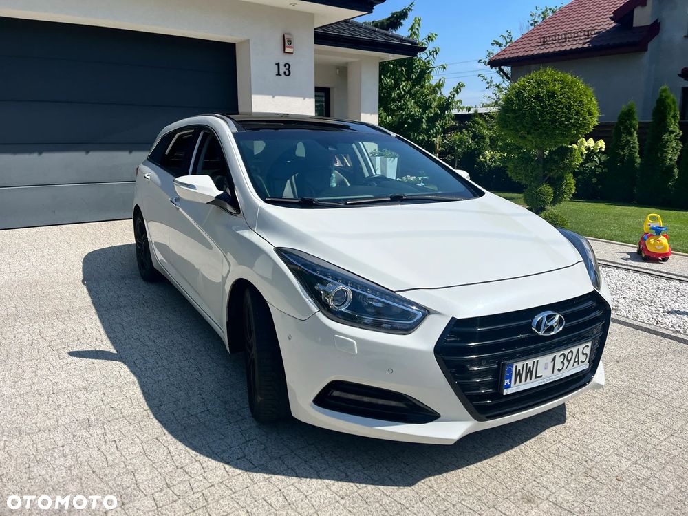 Hyundai i40 Kombi 1.7 CRDi DCT Premium - 18
