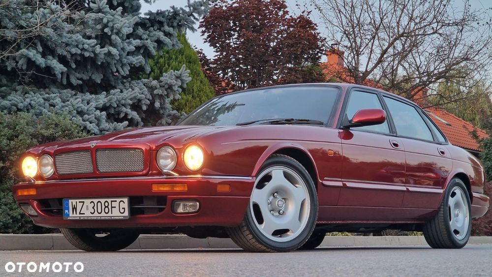 Jaguar XJR 4.0 - 5