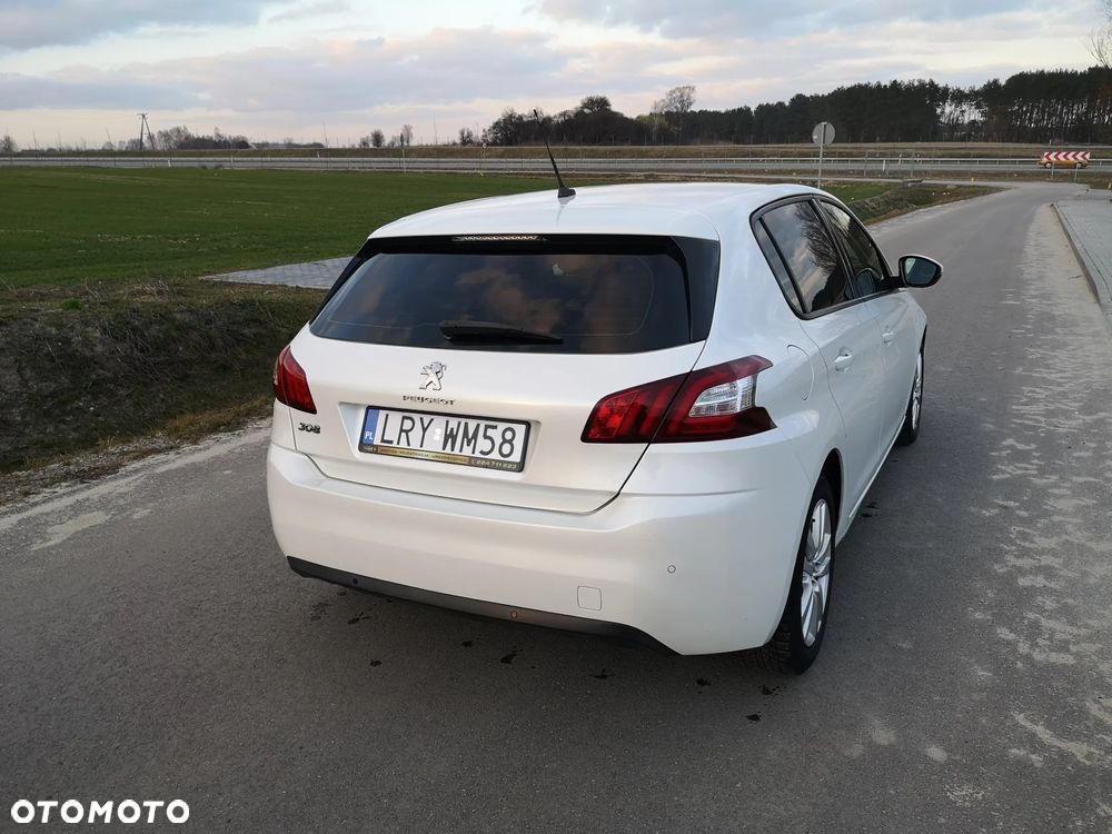 Peugeot 308 125 THP Active - 26